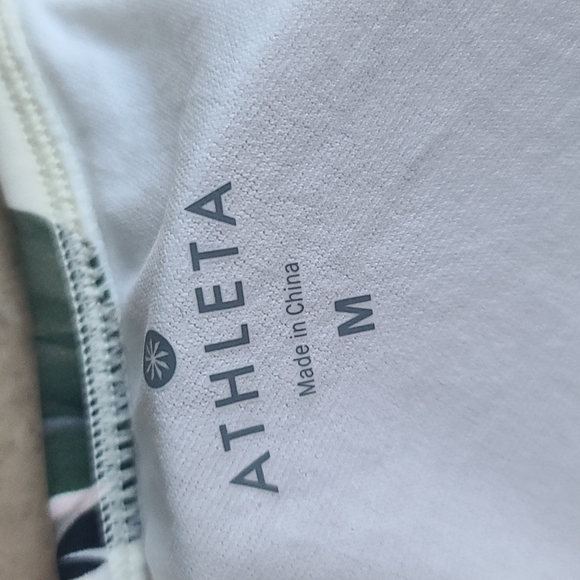 Athleta 1 piece swimsuit - Picture 6 of 8